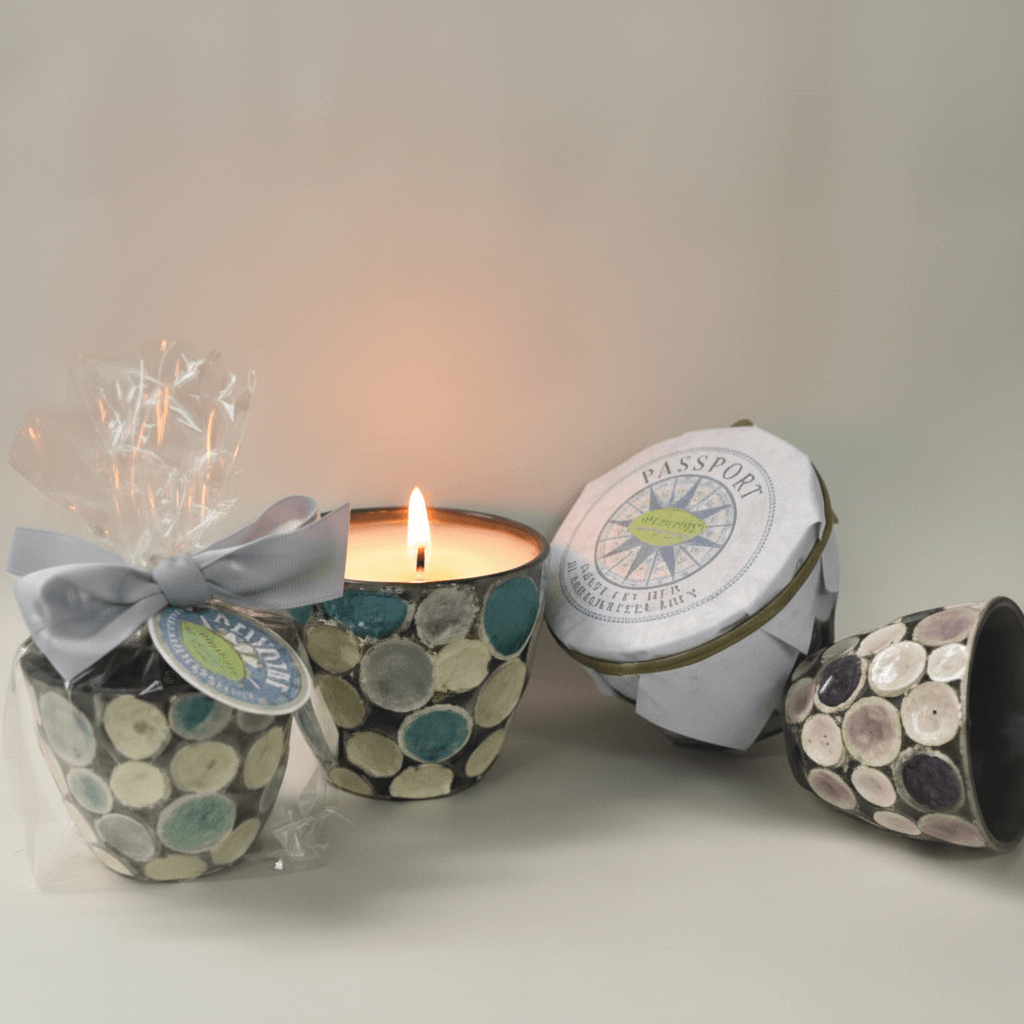 18 oz Polka Pot Candle - Image 3
